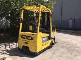 2.0T Battery Electric 3 Wheel Forklift - picture1' - Click to enlarge