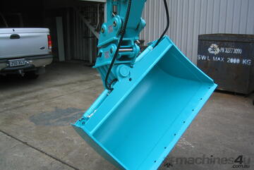 GARDNER ENGINEERING - 5 Tonne Tilt Bucket