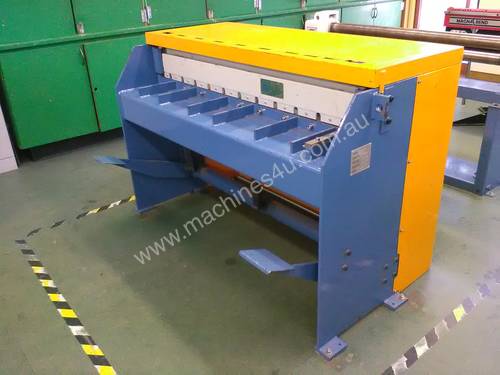 Just In - Education Model 1270mm x 1.6mm Foor Operated Guillotine