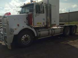 Western Star 4800FX - picture2' - Click to enlarge