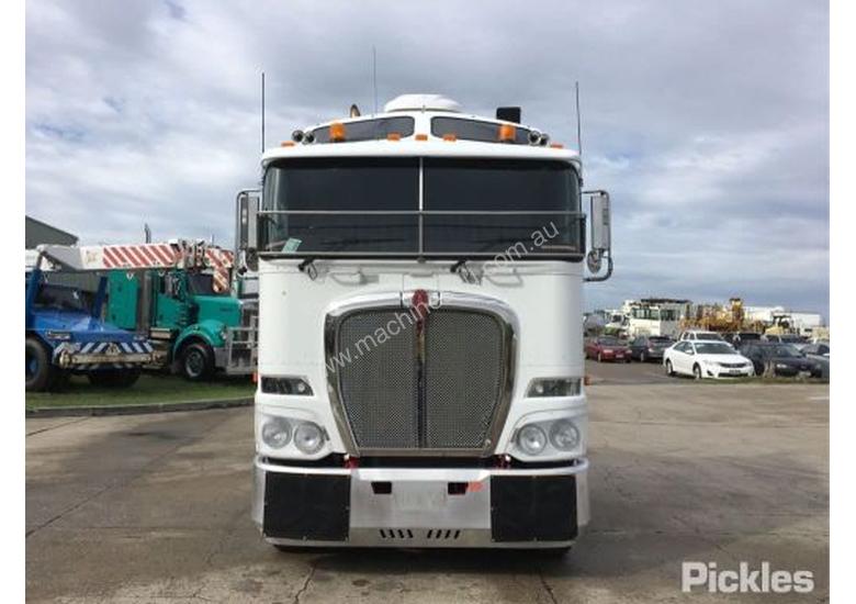 caption 2016 Kenworth K200
