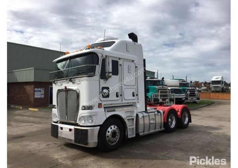caption 2016 Kenworth K200