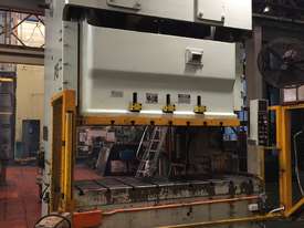 250 Tonne C Frame Press - picture0' - Click to enlarge
