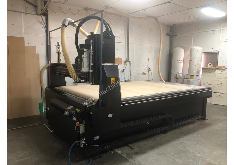 caption Tekcel CNC Machine 3 Axis