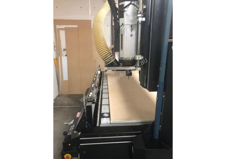 caption Tekcel CNC Machine 3 Axis