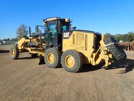 Caterpillar 12M Grader - picture1' - Click to enlarge