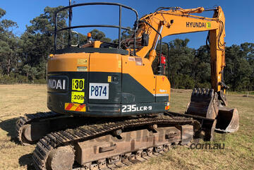 Hyundai R235CR-9 Tracked-Excav Excavator