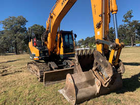 Hyundai R235CR-9 Tracked-Excav Excavator - picture0' - Click to enlarge