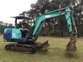 ISUZU 3.5 TONNE EXCAVATOR FOR SALE. - picture0' - Click to enlarge