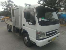 Mitsubishi Canter 4.0T - picture0' - Click to enlarge
