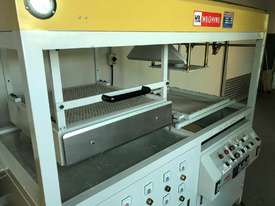 Vacuum Forming / Thermoforming Machine 65*55cm bed - picture0' - Click to enlarge