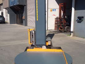 Semi Automatic Pallet Wrapper - picture0' - Click to enlarge
