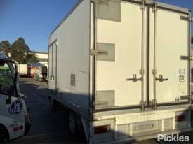 2009 Isuzu NQR450 MWB - picture2' - Click to enlarge