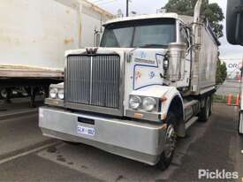 2010 Western Star 4800FX Constellation - picture1' - Click to enlarge