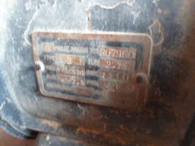 Band saw older style cast iron - picture2' - Click to enlarge