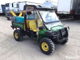 2015 John Deere 855 DSL XUV - picture2' - Click to enlarge