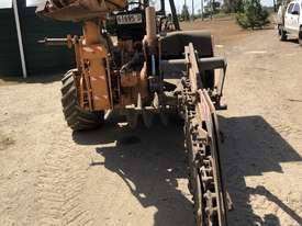 Case 860 trencher with vibrating plough  - picture0' - Click to enlarge