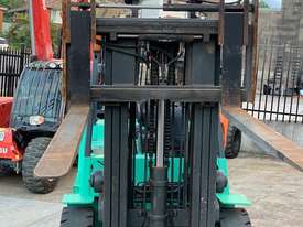 Mitsubishi 4T Diesel Forklift with Container Mast FOR SALE - picture1' - Click to enlarge