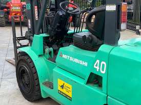 Mitsubishi 4T Diesel Forklift with Container Mast FOR SALE - picture2' - Click to enlarge