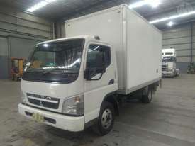 Fuso Canter 2.0T - picture1' - Click to enlarge