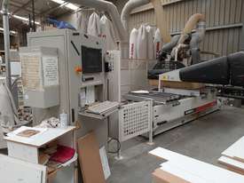 Morbidelli CNC with 3 router heads and 15 drilling heads - picture1' - Click to enlarge