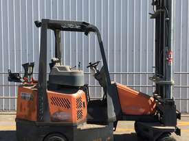 2.0T LPG Narrow Aisle Forklift - picture0' - Click to enlarge