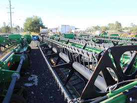 John Deere 640D Header Front Harvester/Header - picture2' - Click to enlarge