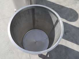1000 Litre Stainless Steel Holding Tank - picture1' - Click to enlarge