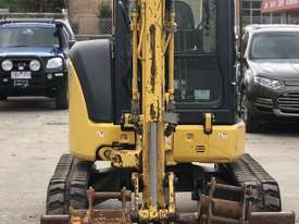 Used Komatsu PC35MR-3 3.5T Excavator - picture2' - Click to enlarge