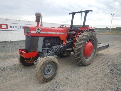 Massey Ferguson 165 2WD, PTO Driven Slasher