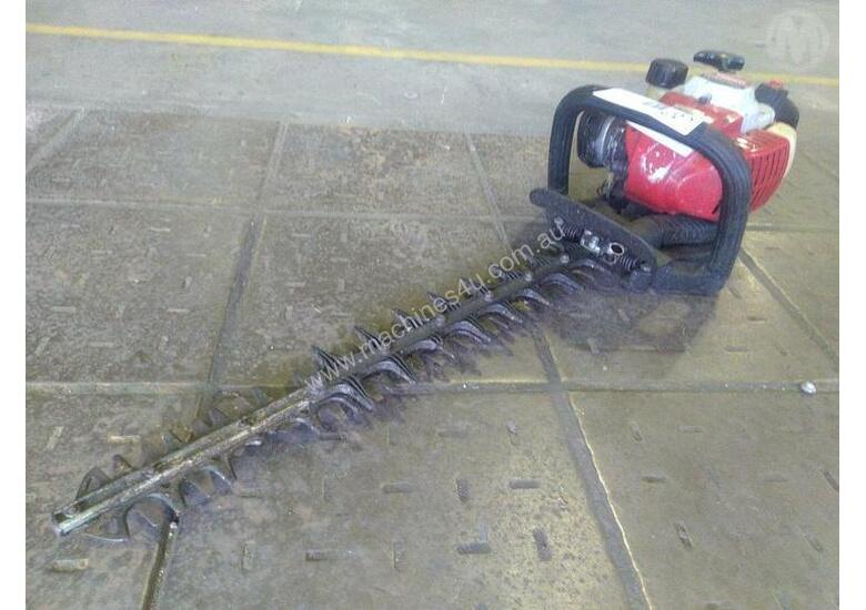 Used shindaiwa Shindaiwa DH2200ST Hedge Trimmer in , Listed on Machines4u