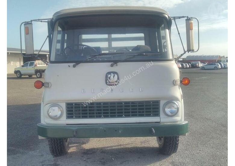 Buy Used Bedford Bedford TK 433 Cab Chassis Trucks in , Listed on