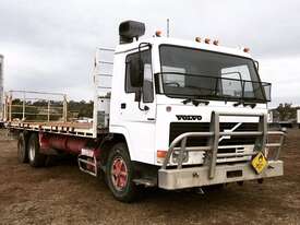 VOLVO FL10 6x4 truck - picture0' - Click to enlarge