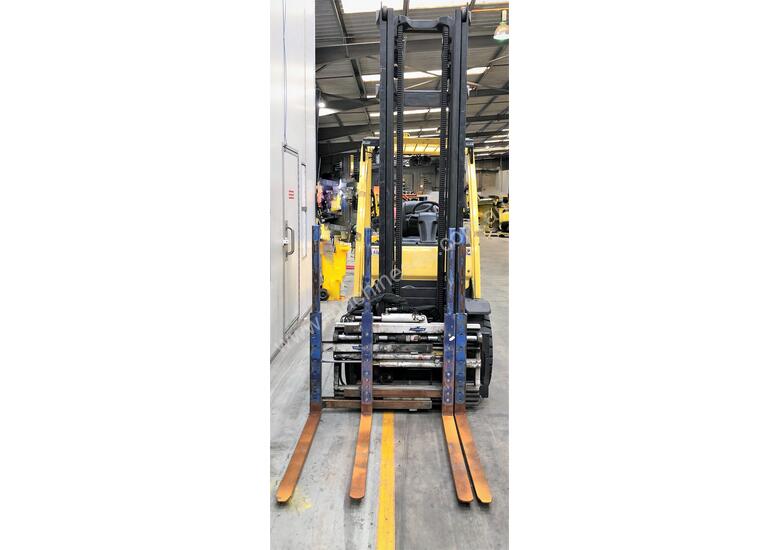 caption 3.5T LPG Counterbalance Forklift