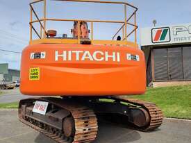 2013 33T Hitachi Excavator - picture1' - Click to enlarge