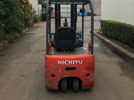 1.5T Battery Electric 3 Wheel Forklift - picture2' - Click to enlarge