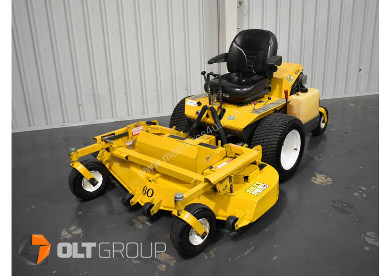 caption Walker MBSSD Zero Turn Mower 27hp Petrol Engine 60 Inch Side Discharge Deck 781 Hours