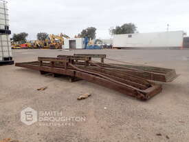 2 X STEEL LOADING RAMPS - picture1' - Click to enlarge