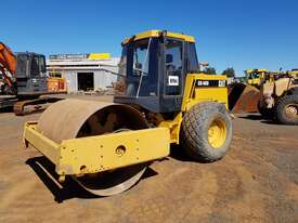 1994 Caterpillar CS-563 Vibrating Smooth Drum Roller *CONDITIONS APPLY* - picture0' - Click to enlarge