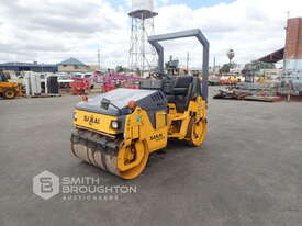 2007 SAKAI SW352 VIBRATORY SMOOTH DRUM ROLLER - picture2' - Click to enlarge