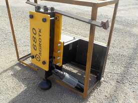 AGROTK 680 Hydralic Breaker & Hammer - picture0' - Click to enlarge