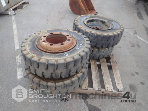 4 X 8.25-15 SOLID FORKLIFT TYRES