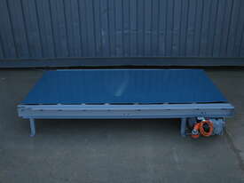 Motorised Wide Belt Conveyor - 2.2m long 0.99m wide - picture0' - Click to enlarge