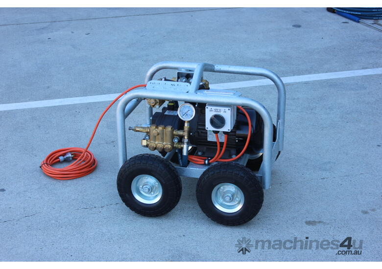 caption ThoroughClean E3R-22C Portable Electric Pressure Washer