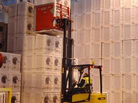 1.8T Counterbalance Forklift - picture0' - Click to enlarge