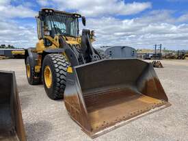 Volvo L90H Wheel Loader  - picture0' - Click to enlarge