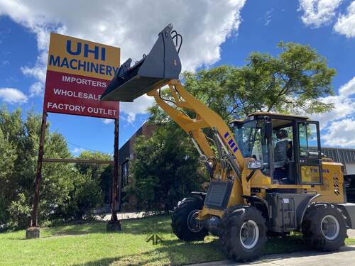 caption UHI UWL916 Wheel Loader, 1.6T, 42KW/56HP, Loading Capacity