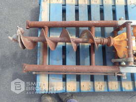 TRACTOR POST HOLE DIGGER ATTACHMENT - picture2' - Click to enlarge