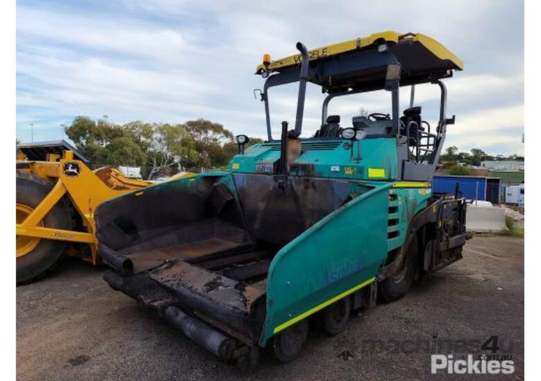 Used vogele 2013 Vogele Super 1803-2 Road Paver in , - Listed on