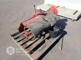 3 POINT LINKAGE TILLER - picture0' - Click to enlarge